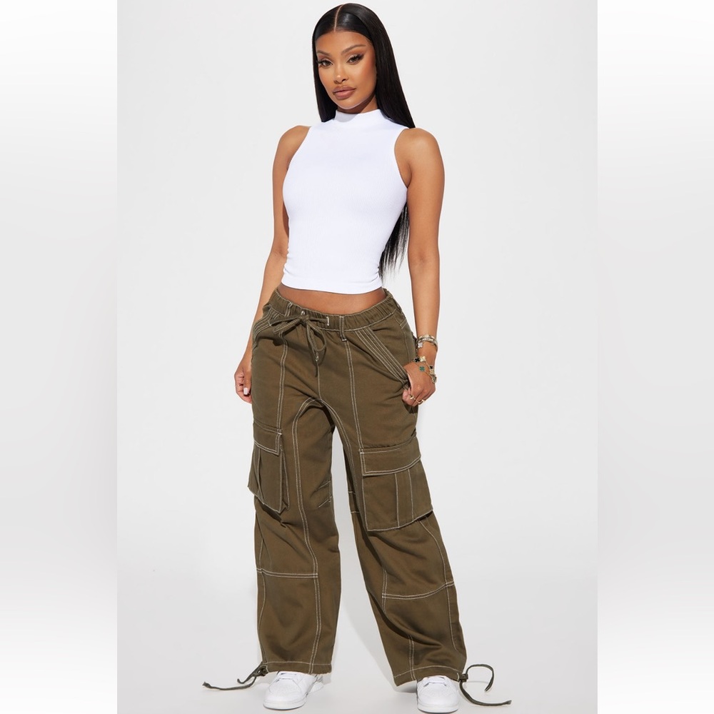 Cargo Jeans - Picture 2 of 3